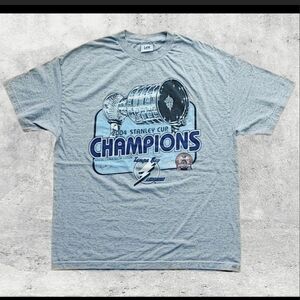 VTG 2004 Tampa Bay Lightning Stanley Cup Champions T-Shirt Large NHL Y2K